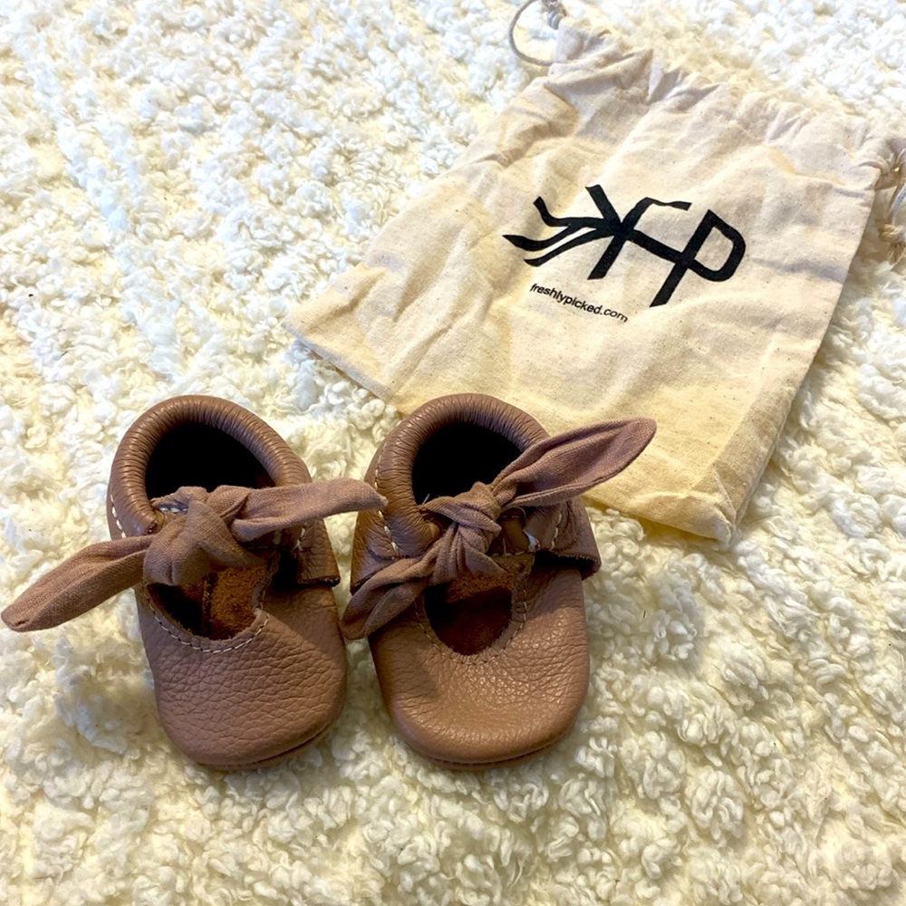 Freshly Picked Brown Kids Moccasins